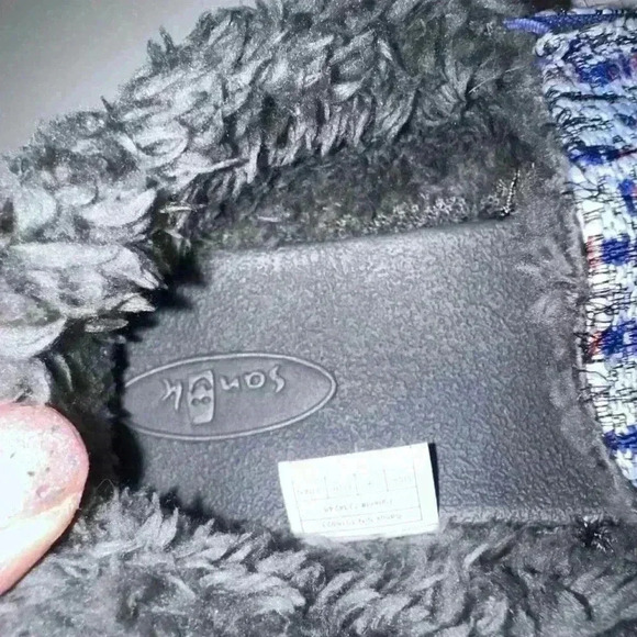 NWT!!! Unisex Sanuk Slippers Blue Red Size 2 Kids! - Picture 10 of 10